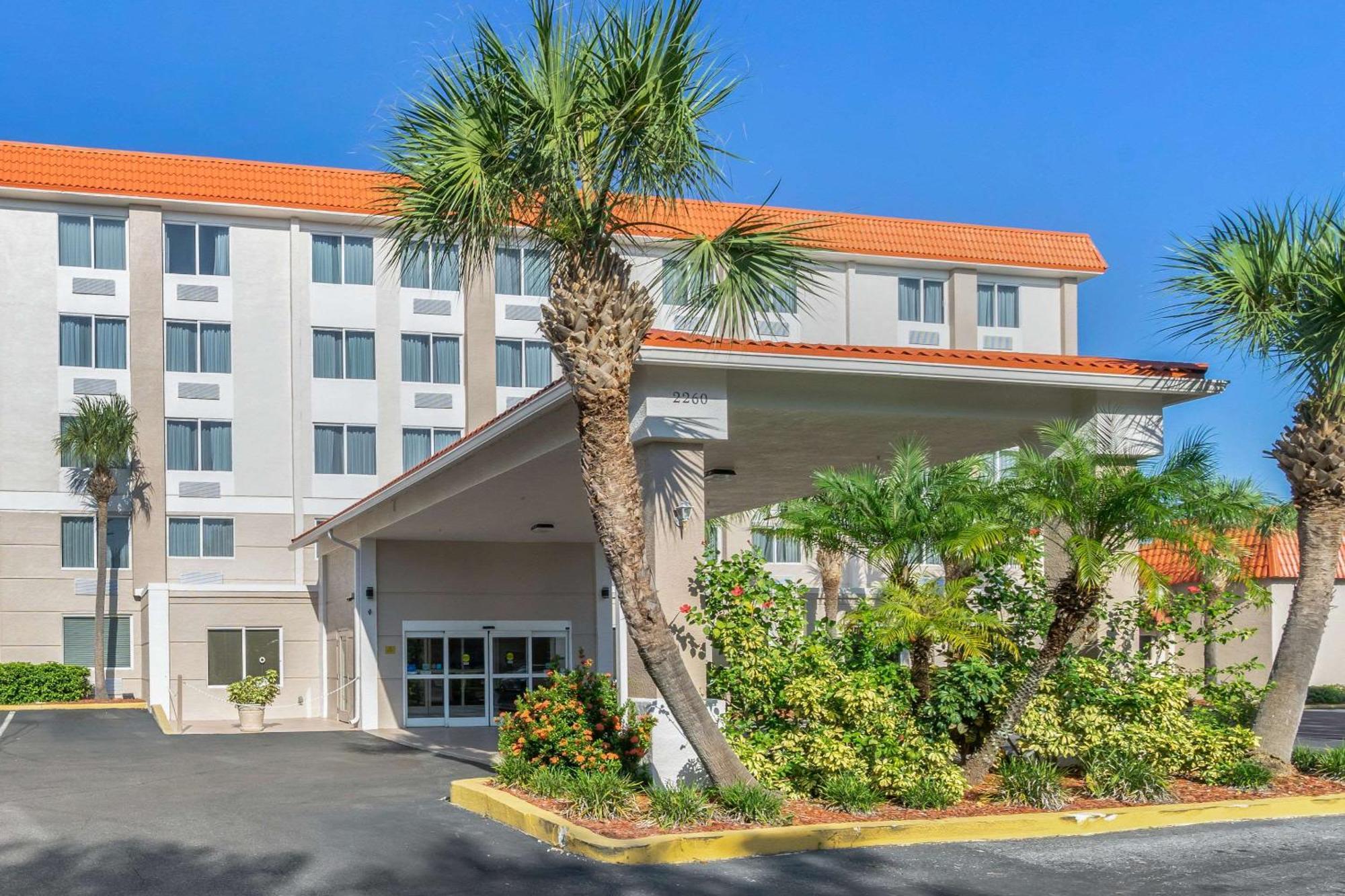 Comfort Inn St Petersburg North San Petersburgo Exterior foto